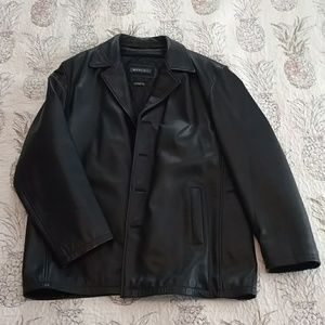 Men's black leather coat size Large.